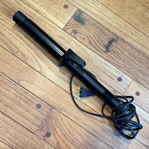 Hot Tools Pro Artist Black Gold Digital Curling Iron